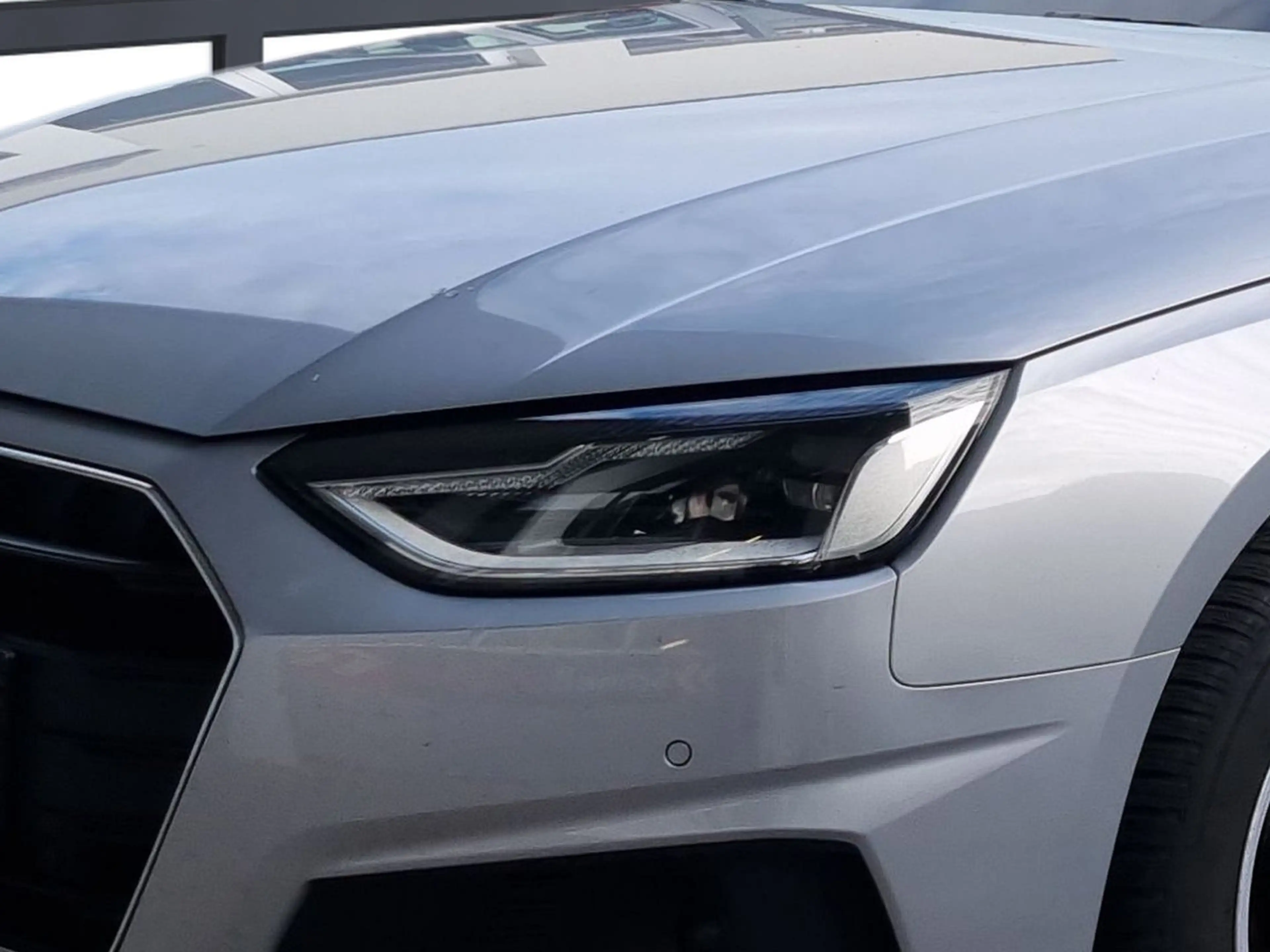 Audi A4 30 TDI — photo 7