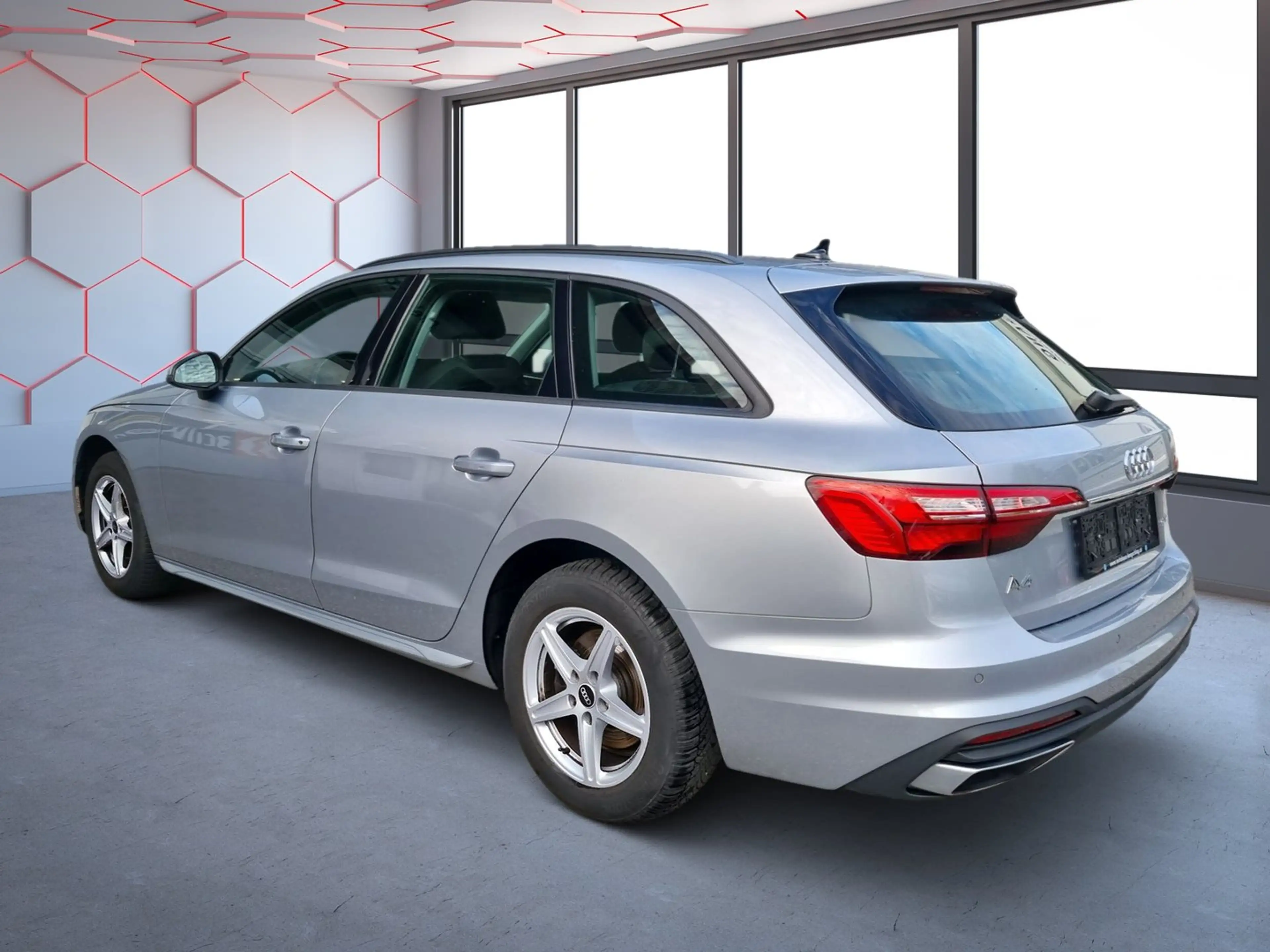 Audi A4 30 TDI — photo 5