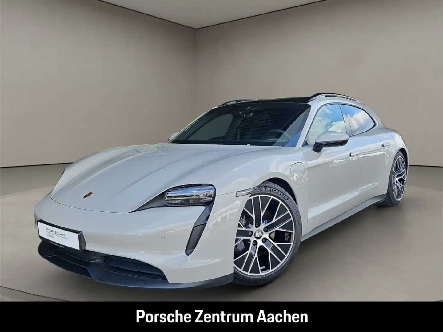 Porsche Taycan Sport Turismo BOSE Luftfederung Panorama Weiß - 1