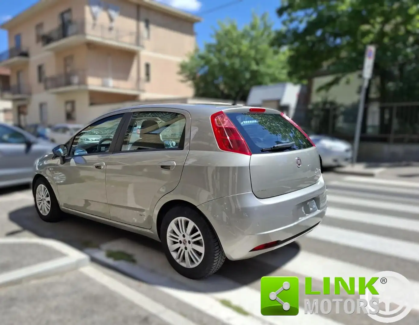 Fiat Grande Punto 1.4 T-Jet 16V 5 porte Emotion UNICO PROPRIETARIO Bronzo - 2