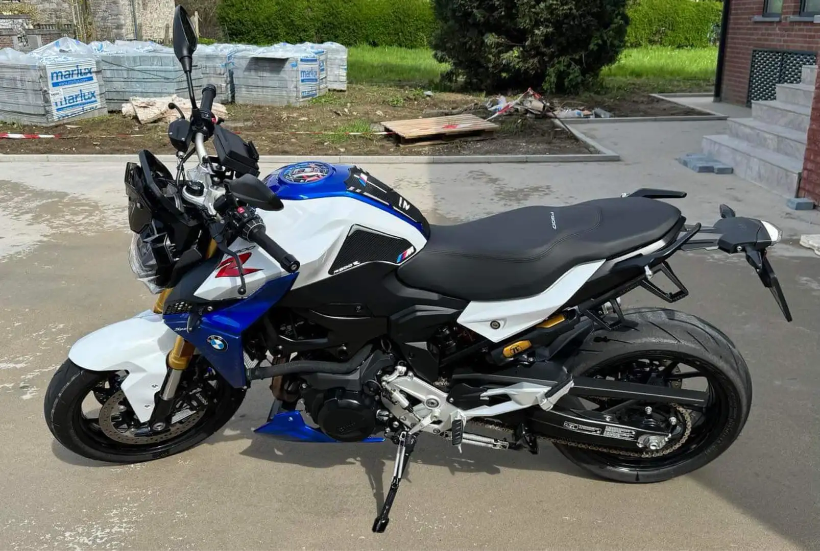 BMW F 900 R Blauw - 1