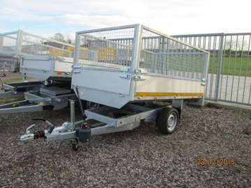 1,5t R-Kipper 2,6x1,5x0,3 m m. Handpumpe