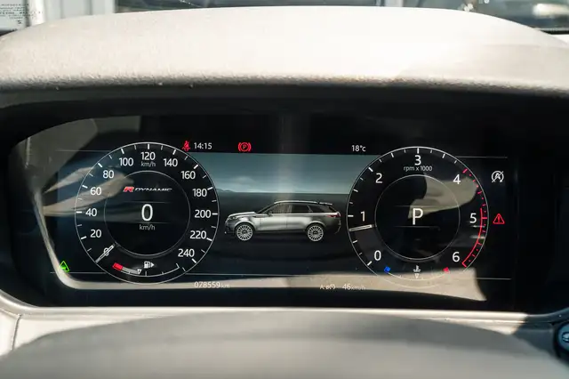 Land Rover Range Rover Velar view 22