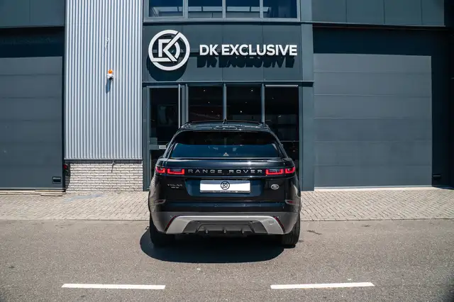 Land Rover Range Rover Velar view 6