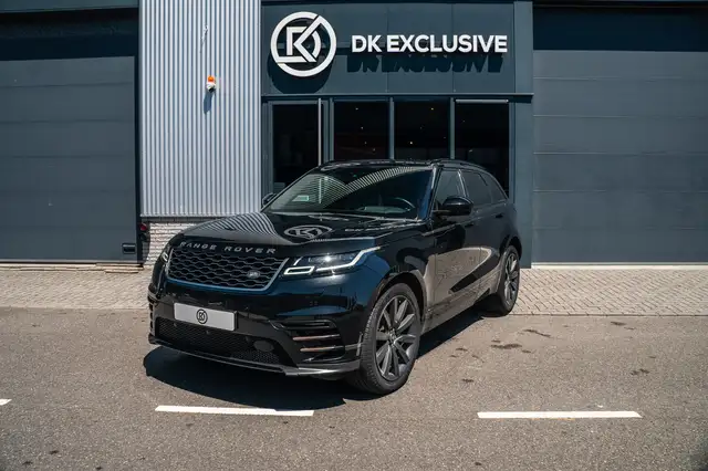 Land Rover Range Rover Velar view 3