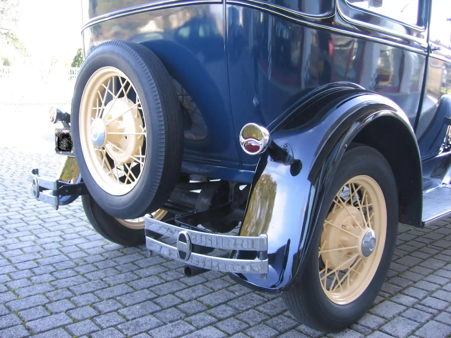 Ford - 2