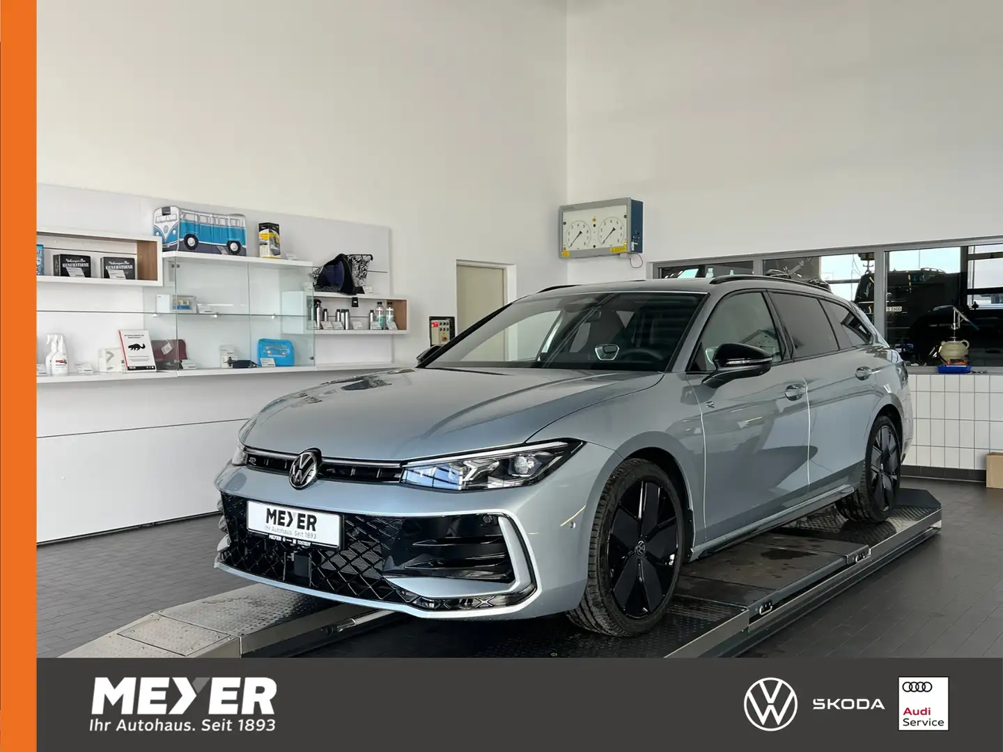 Volkswagen Passat R-Line 2.0 TDI DSG 4MOTION *Black Style,Panorama, Zilver - 1