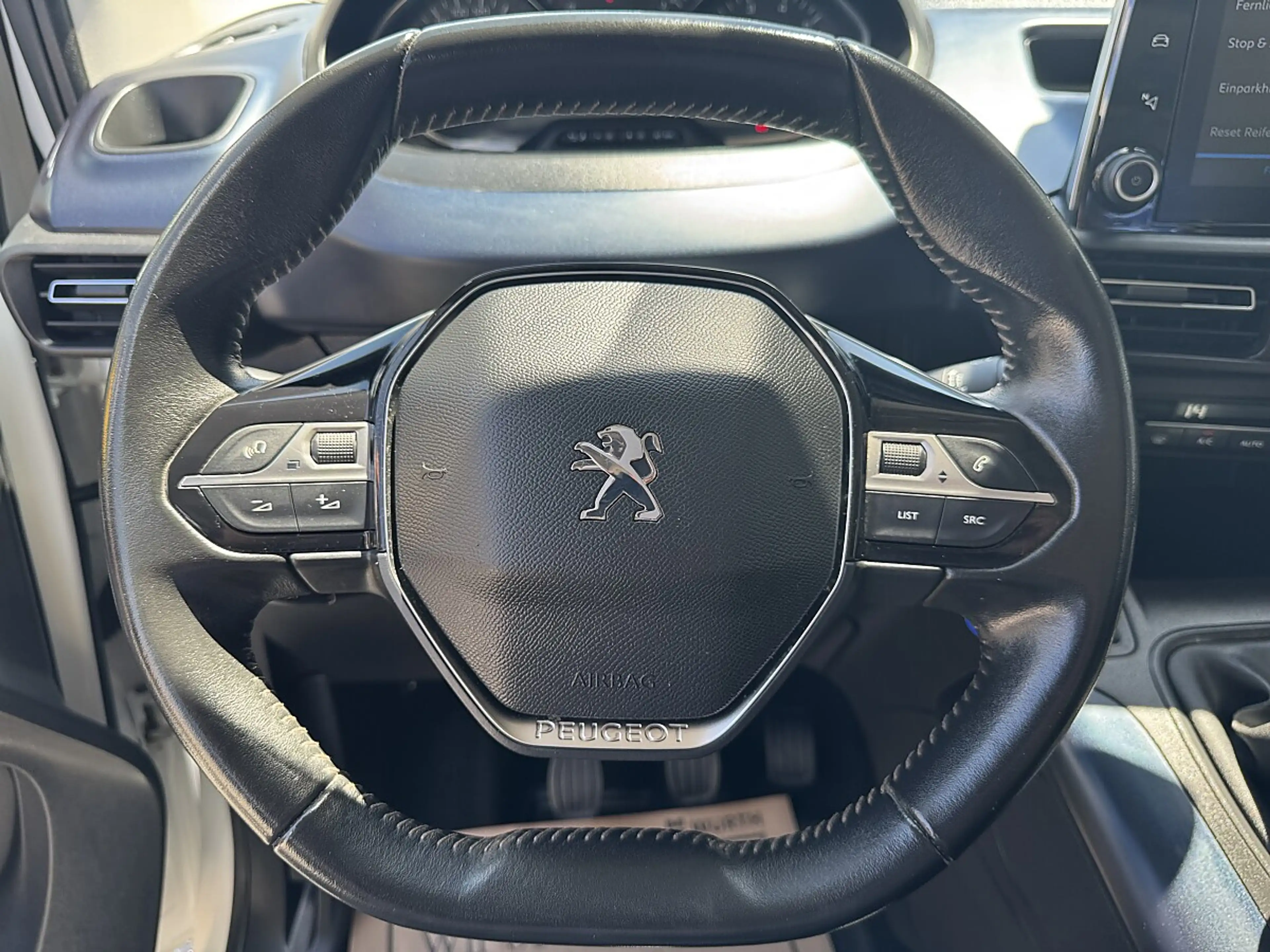 Peugeot Rifter 1,5 BlueHDI 100 S&S Allure — photo 10