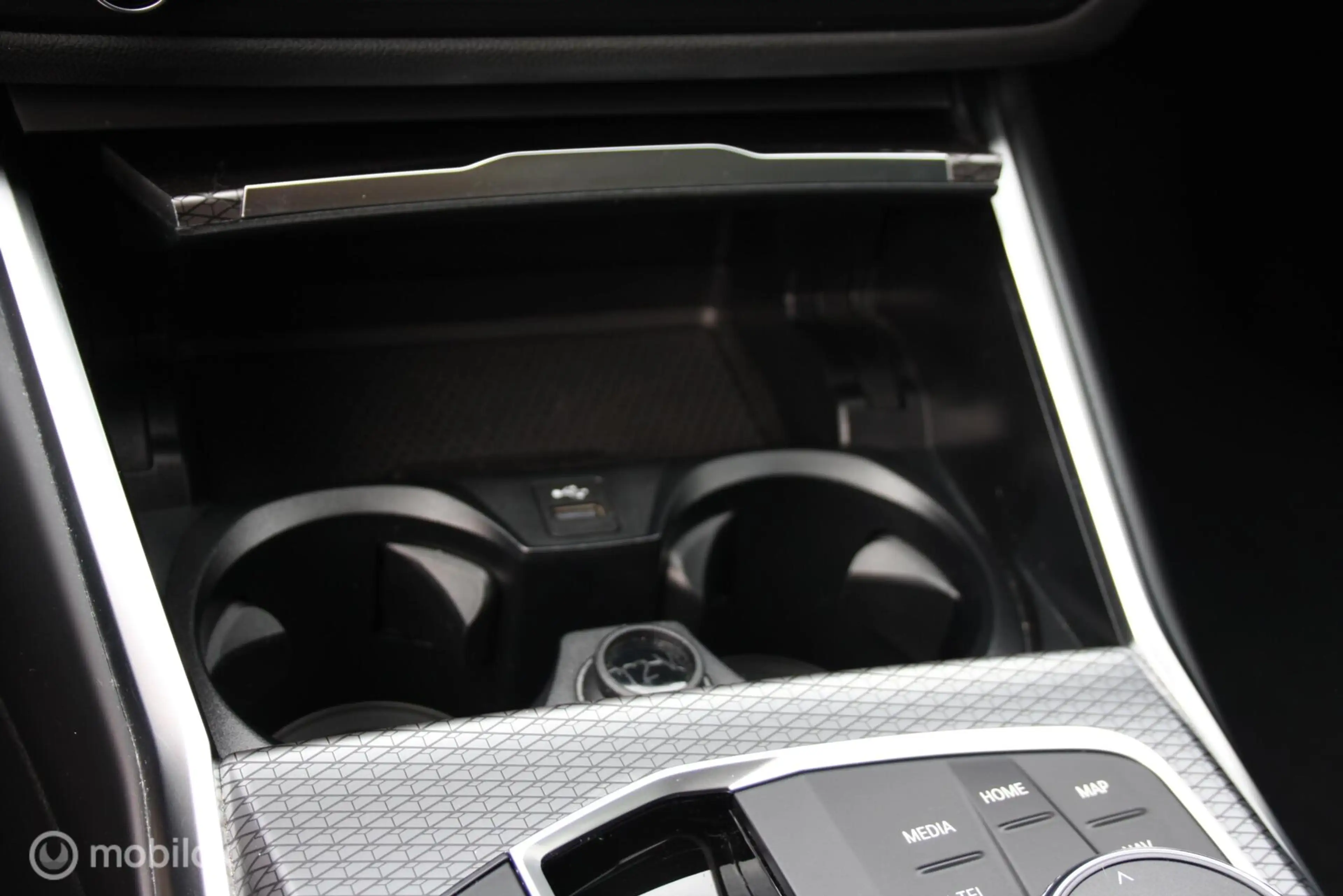 BMW 330 3-serie 330i M-Sport, curved, carplay, brooklyn — photo 28