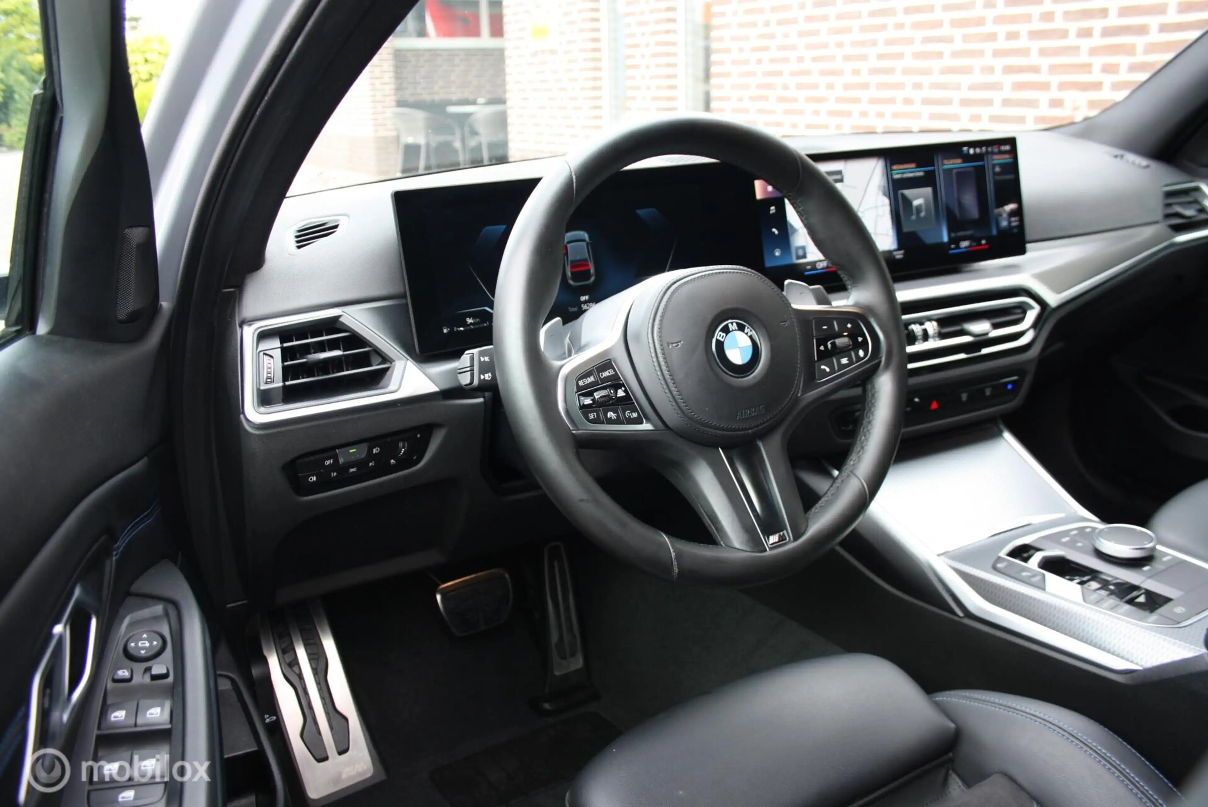 BMW 330 3-serie 330i M-Sport, curved, carplay, brooklyn — photo 12