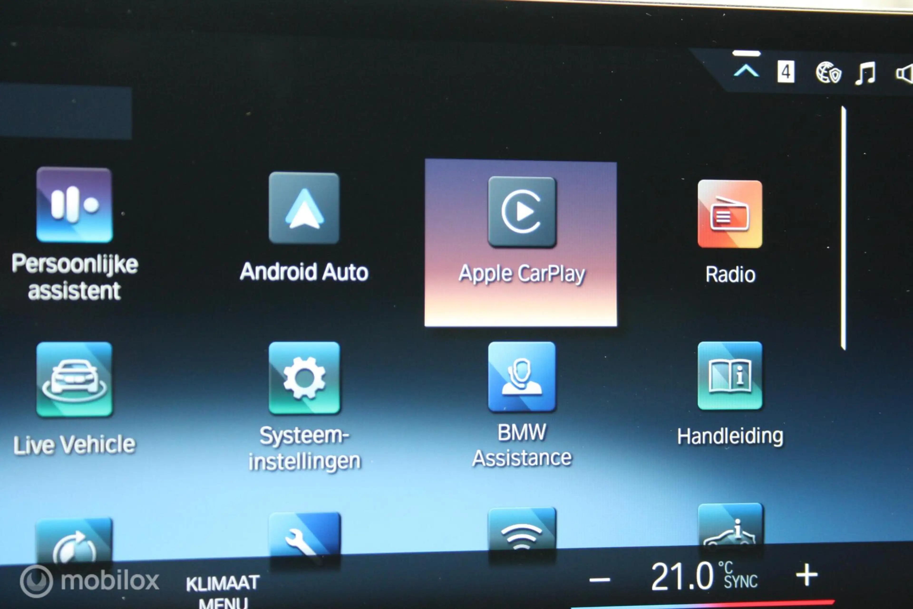 BMW 330 3-serie 330i M-Sport, curved, carplay, brooklyn — photo 22