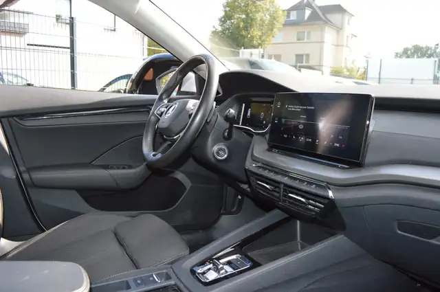 Skoda Octavia view 10