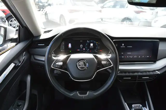 Skoda Octavia view 14