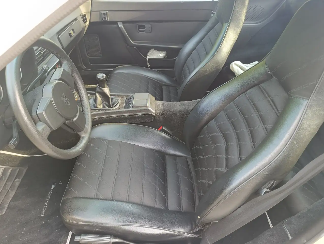 Porsche 924 2.0, foto 3