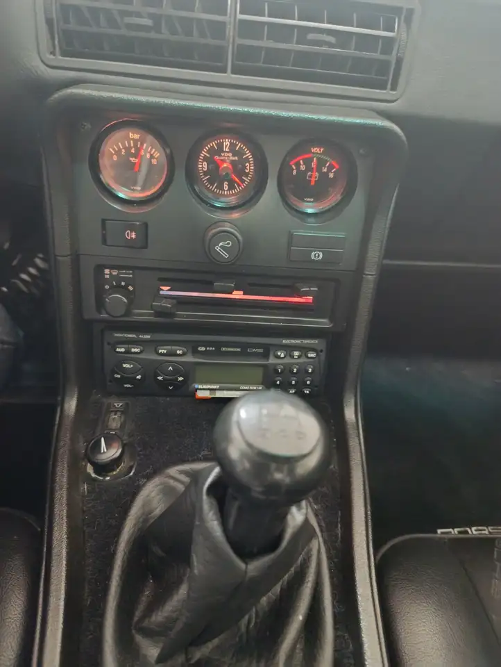 Porsche 924 2.0, foto 6
