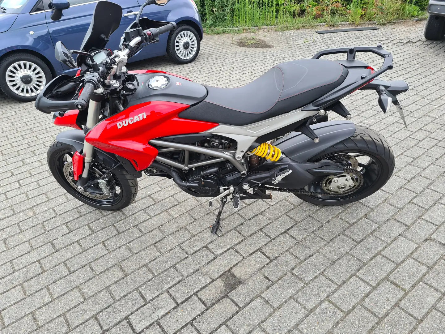 Ducati Hypermotard 821 Rojo - 1