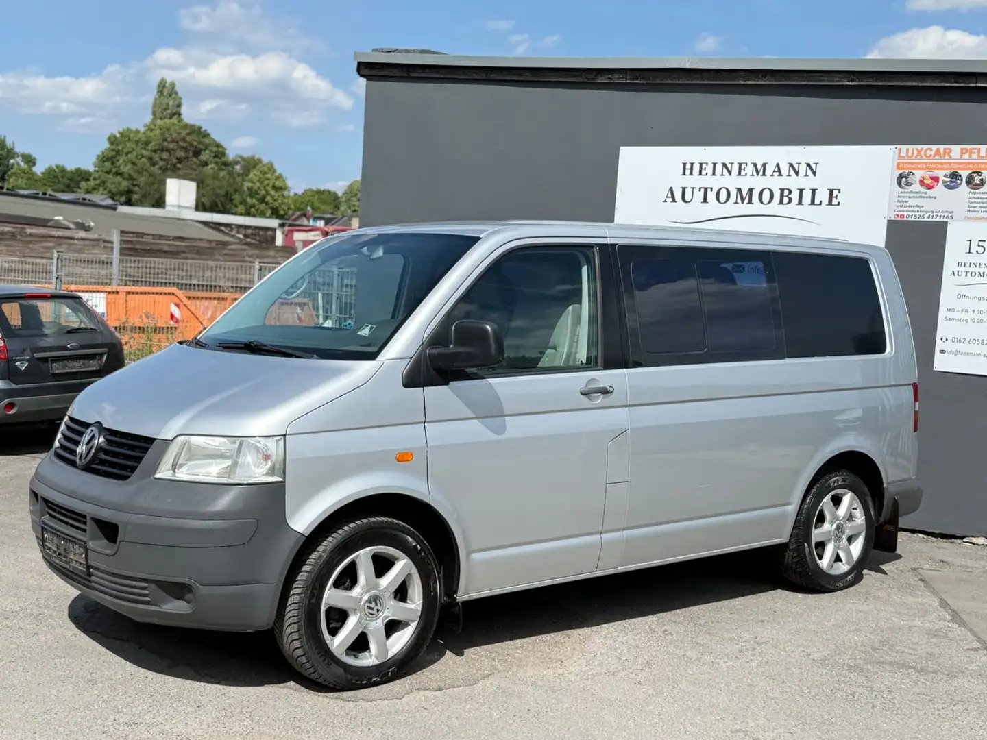 Volkswagen T5 Transporter 2.5 TDI *6-SITZER*2-HAND*AHK*ALU* Silber - 2