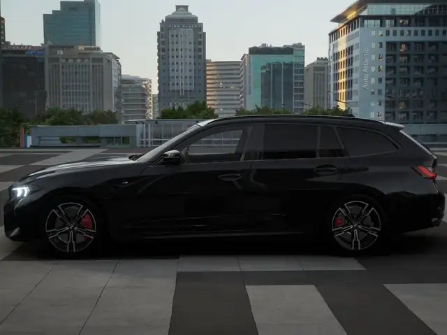 BMW 3 Series view 4