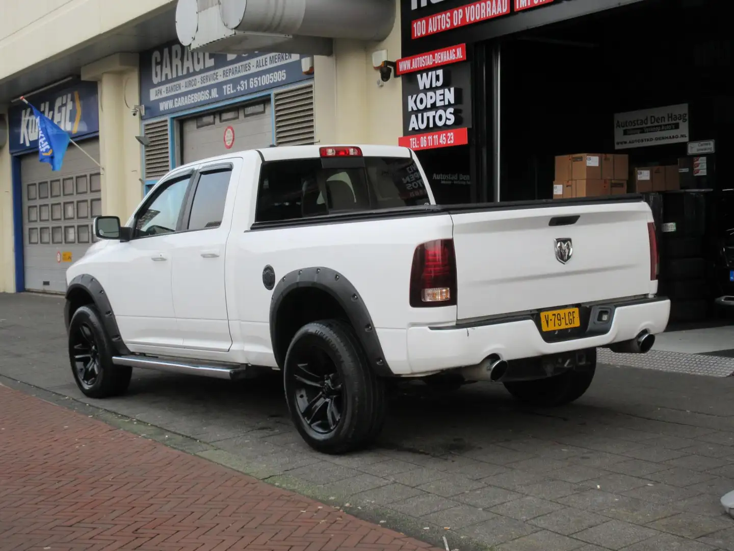 Dodge RAM 1500 5.7 V8 4x4 Crew Cab 5'7 Sport Leer Navi Camer Wit - 2