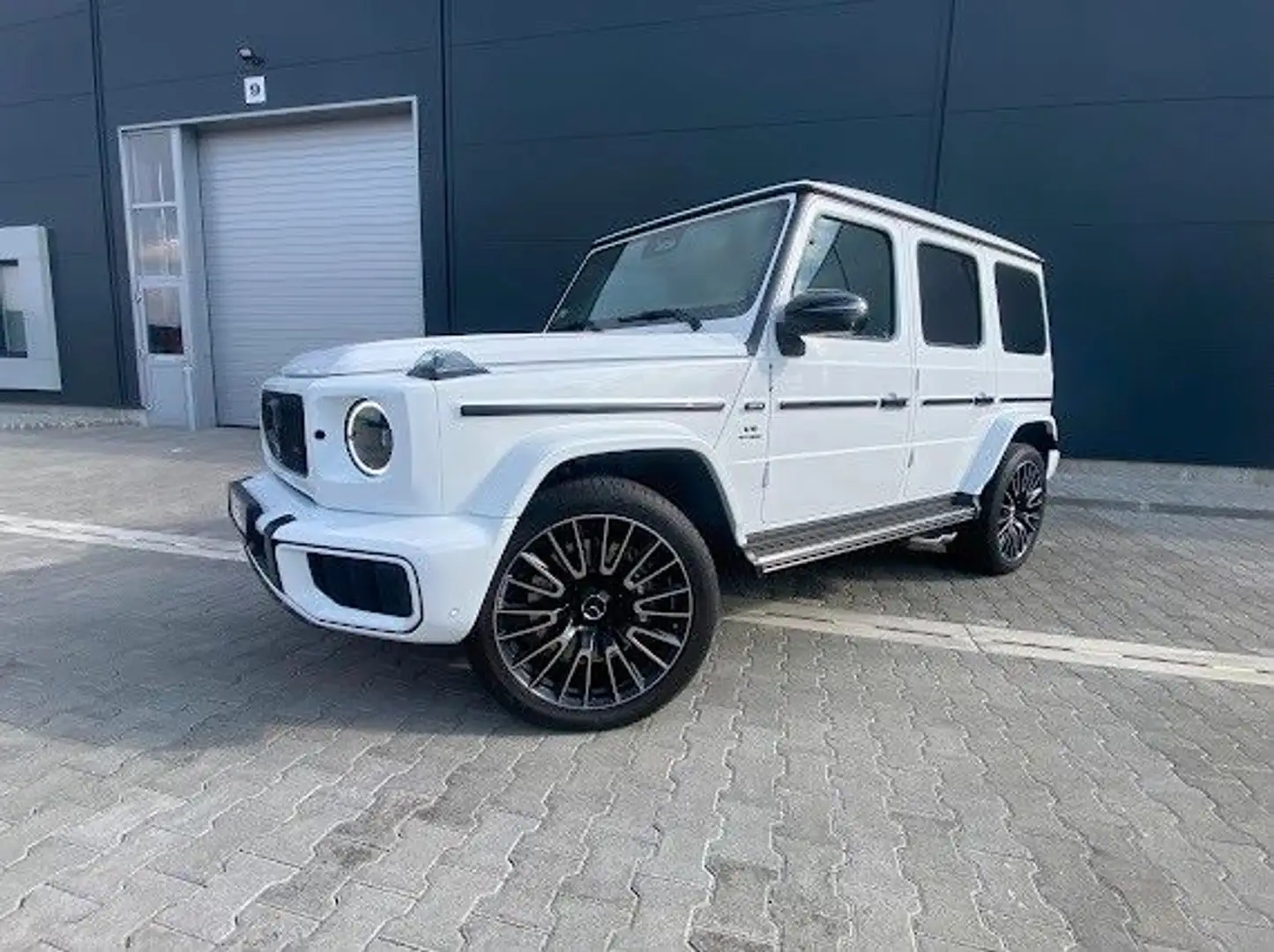 Mercedes-Benz G 63 AMG DISTR,ACC,BURM,MANUFAKTUR,Night-Paket.. Weiß - 2