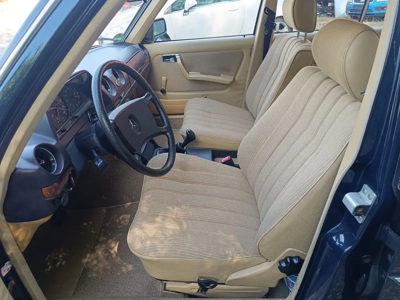 Mercedes-Benz 230 E H-Kz "2.Hd. * 74800 km orginal*SD*HU:neu", foto 5