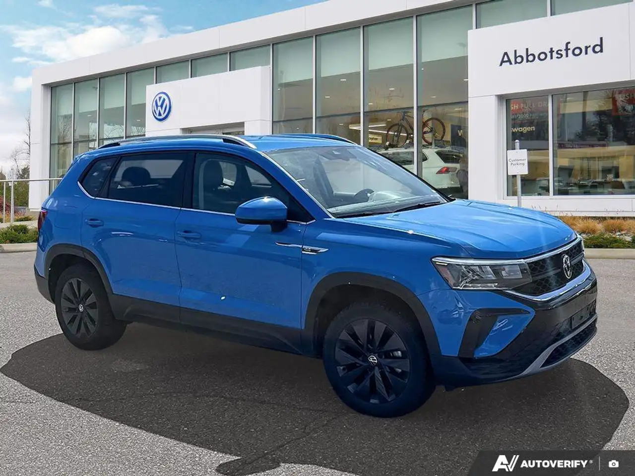 Volkswagen Taos снимка Volkswagen Taos