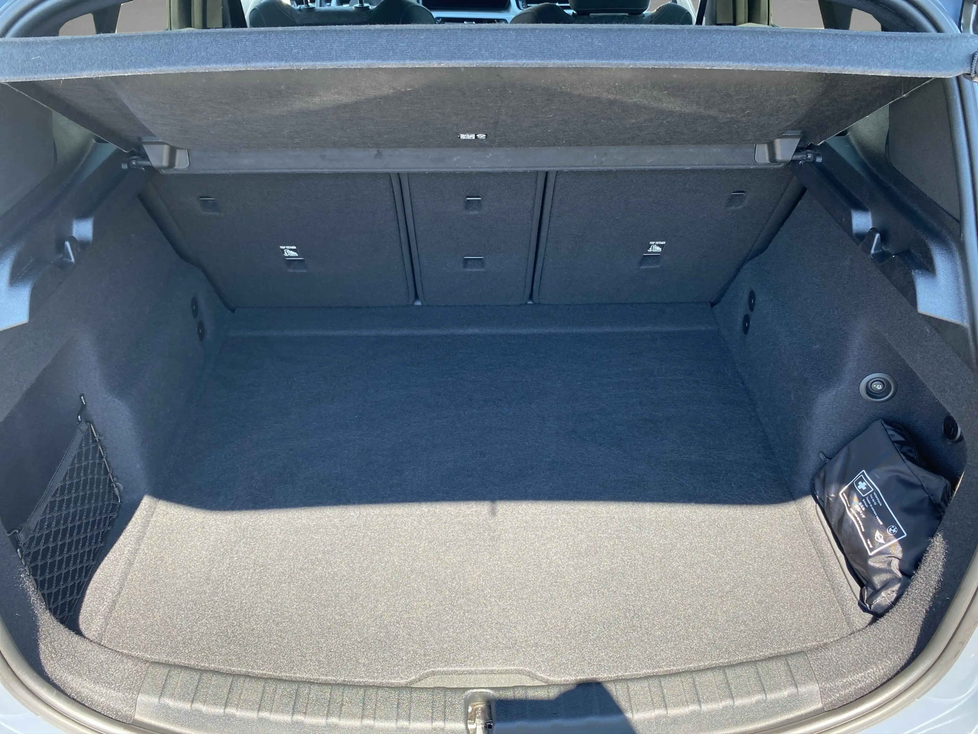BMW 220 220i Active Tourer ACC Sportsitze SpurA 360° AHK H — photo 10