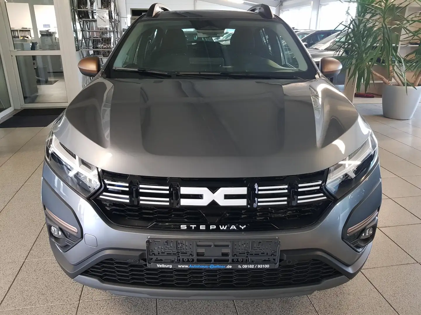 Dacia Sandero Stepway TCE/LPG EXTREME Kamera PDC hi+vo Smartlink Grau - 2