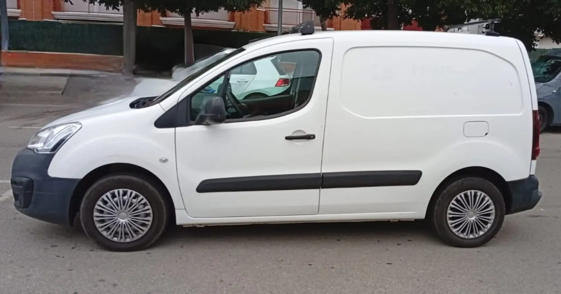 Peugeot Partner 1.6BlueHDI Premium Standard 1000kg 100 Bianco - 2