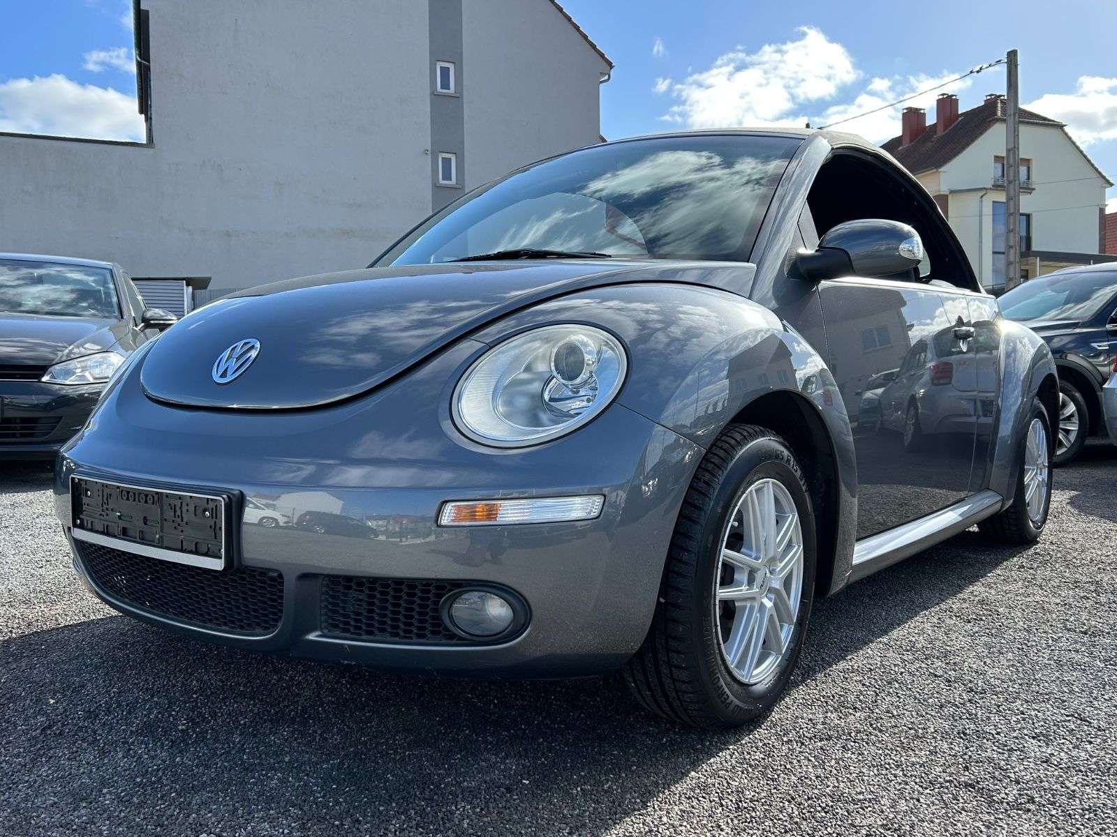 Second hand Volkswagen Beetle 2.0