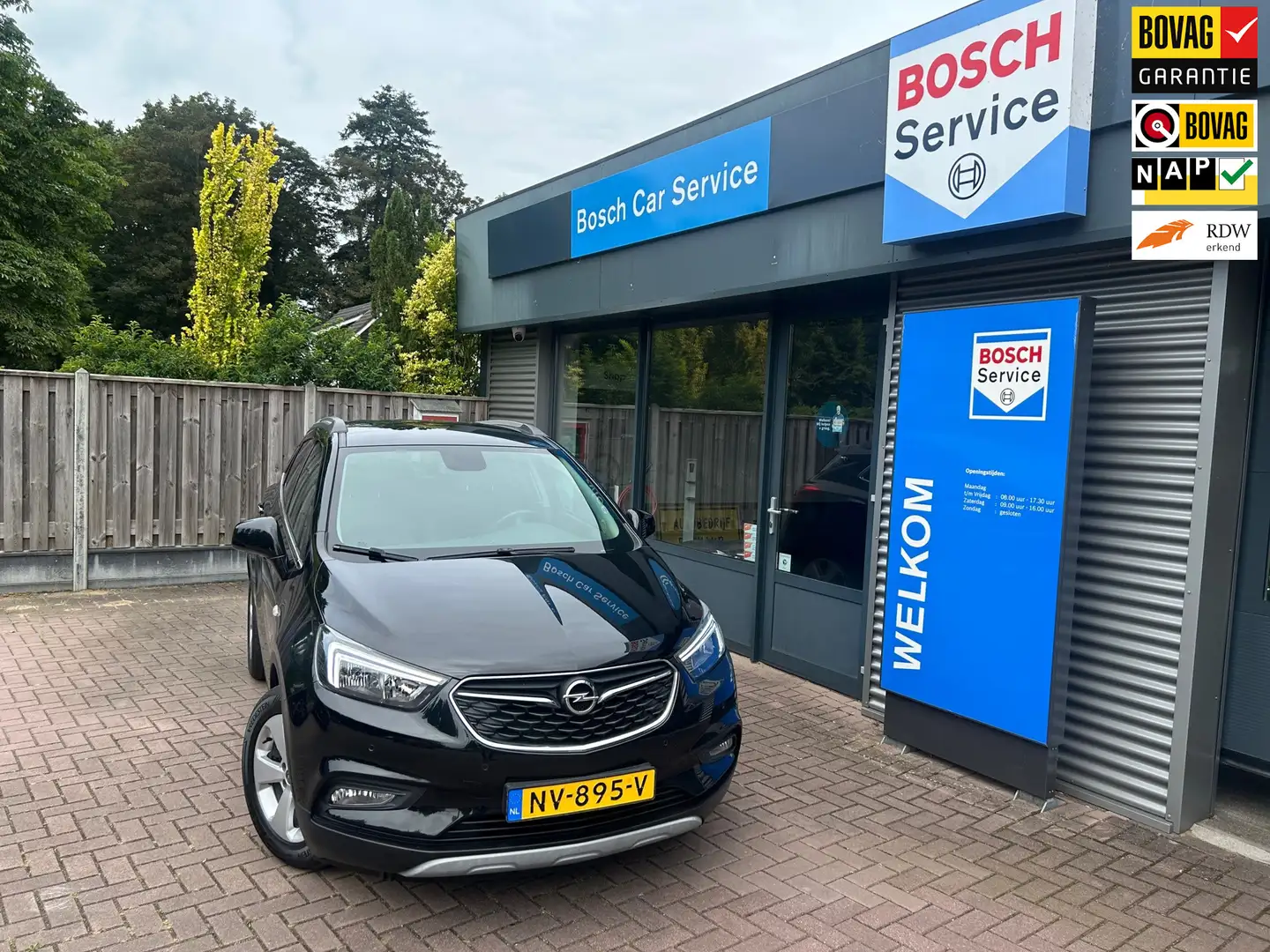 Opel Mokka X INNOVATION 1.4T Trekhaak, Navi, Camera, LM Velgen Zwart - 1