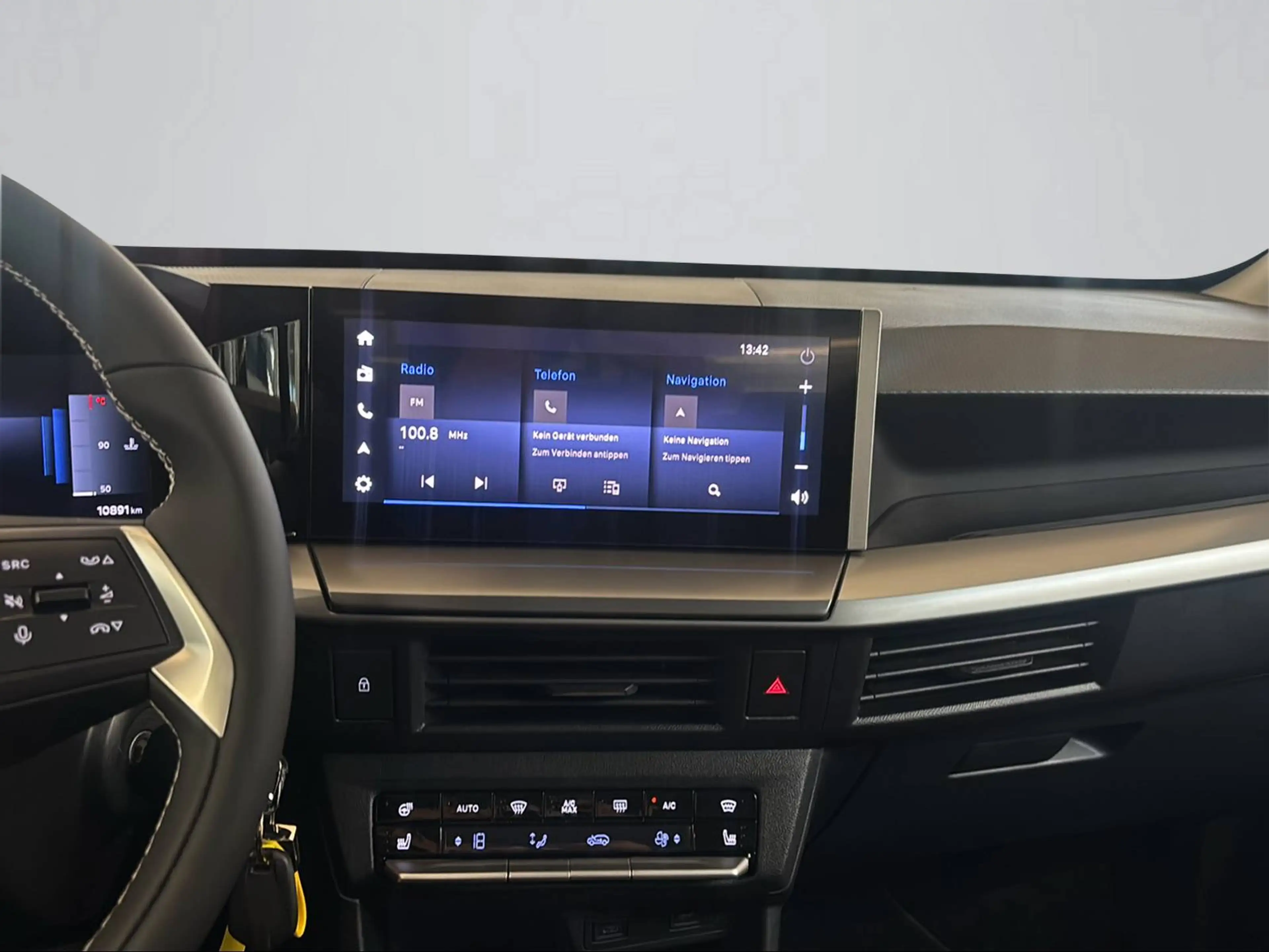 Opel Frontera GS 1.2 Mildhybrid - Techpaket / Metallic / Allwetter — photo 11