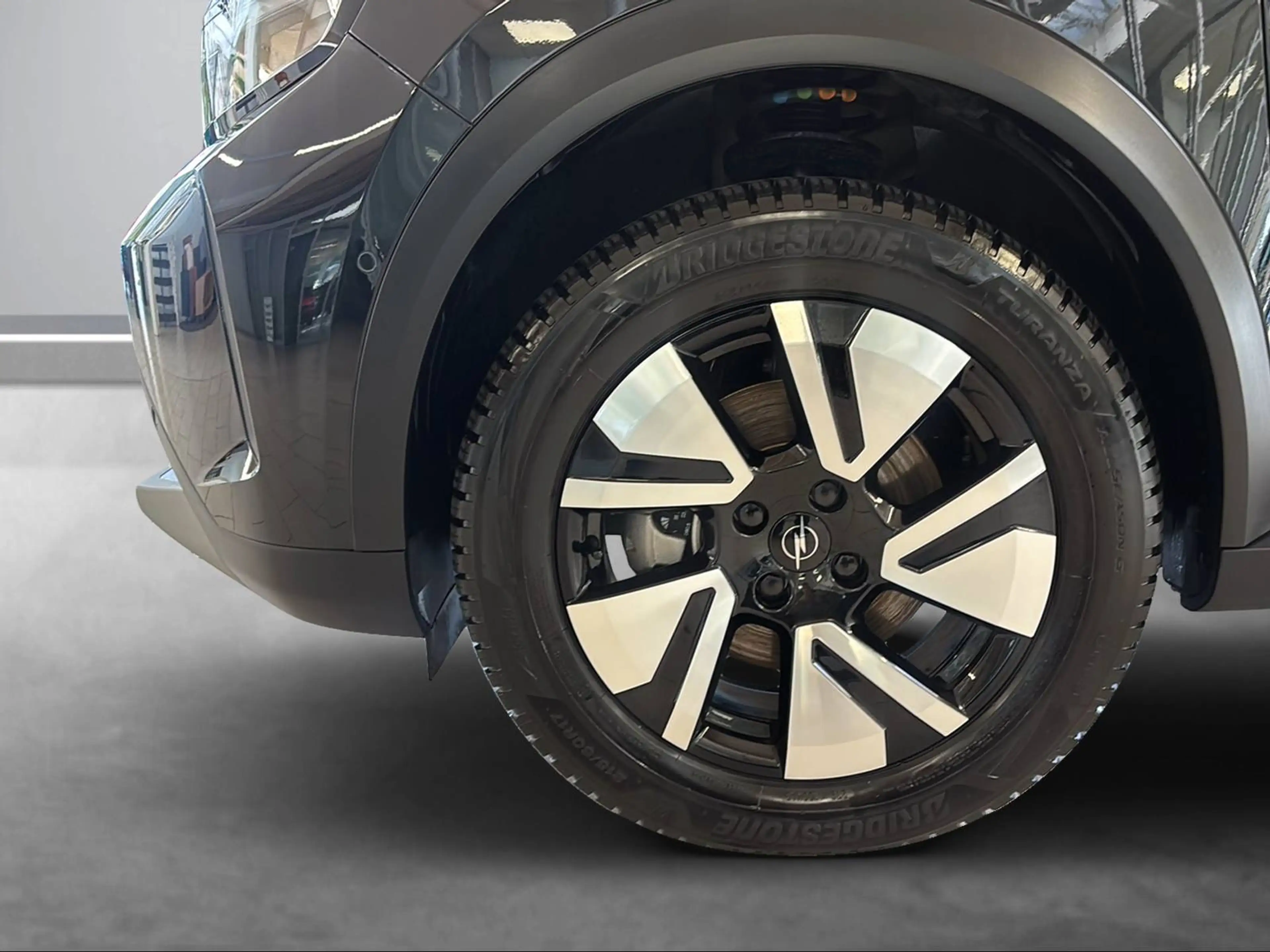 Opel Frontera GS 1.2 Mildhybrid - Techpaket / Metallic / Allwetter — photo 15