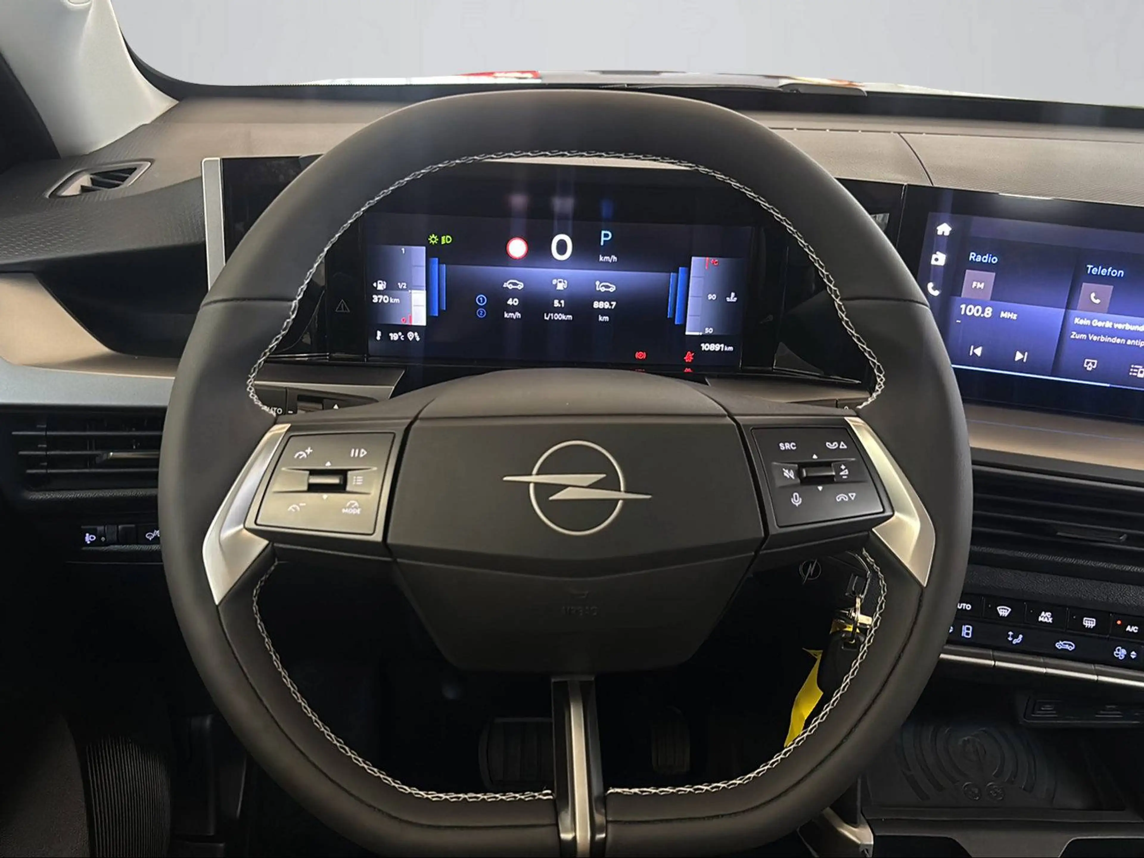 Opel Frontera GS 1.2 Mildhybrid - Techpaket / Metallic / Allwetter — photo 9