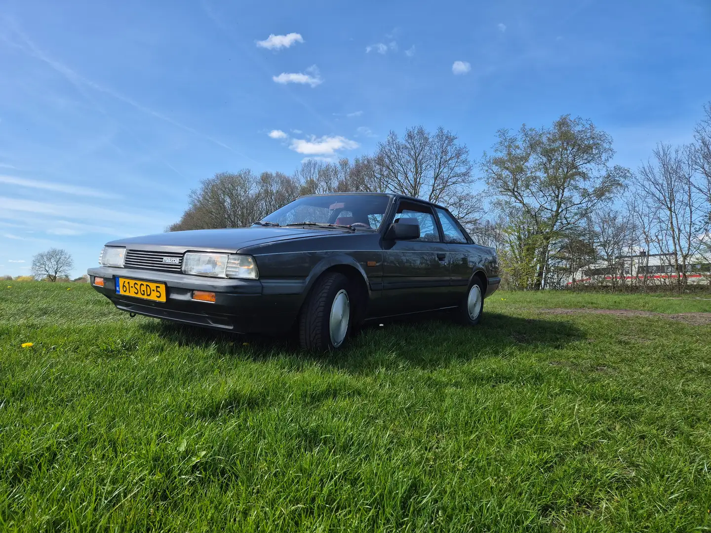 Mazda 626 626 2.0 GLX Coupe Grau - 2