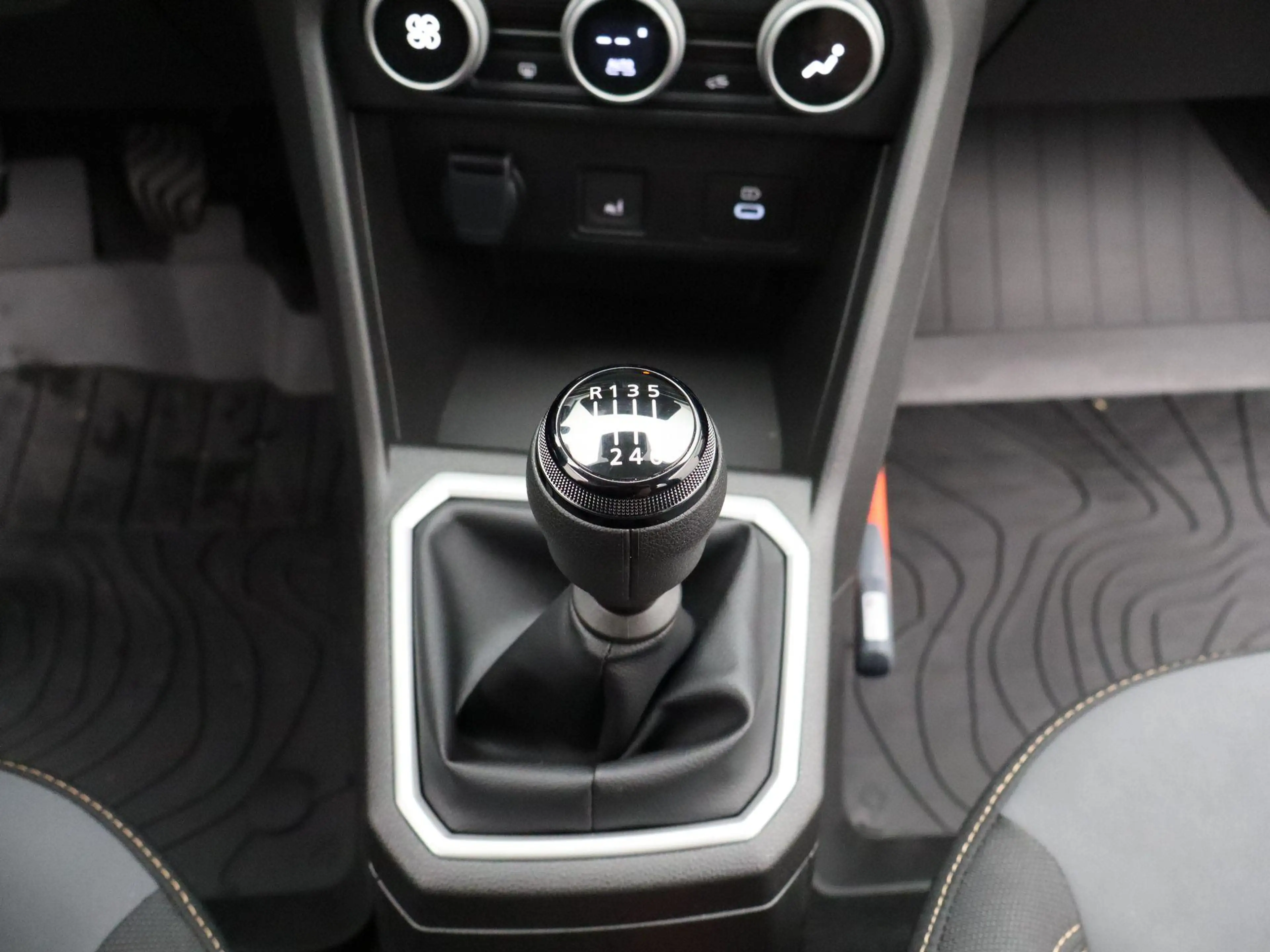 Dacia Jogger Eco-G extreme 7-zits | Parkeercamera | Navigatie | — photo 12