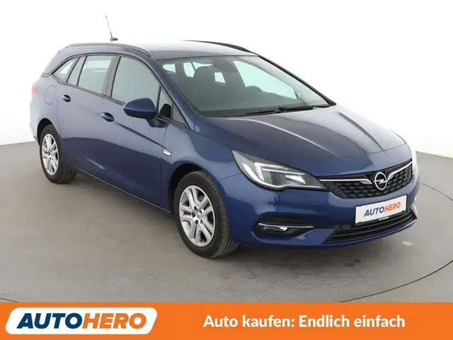 Opel Astra view 8