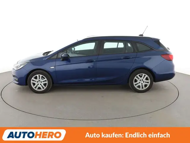 Opel Astra view 3