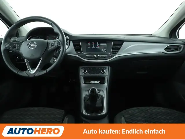 Opel Astra view 12