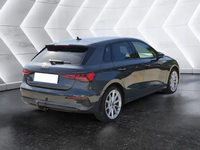Audi A3 view 4
