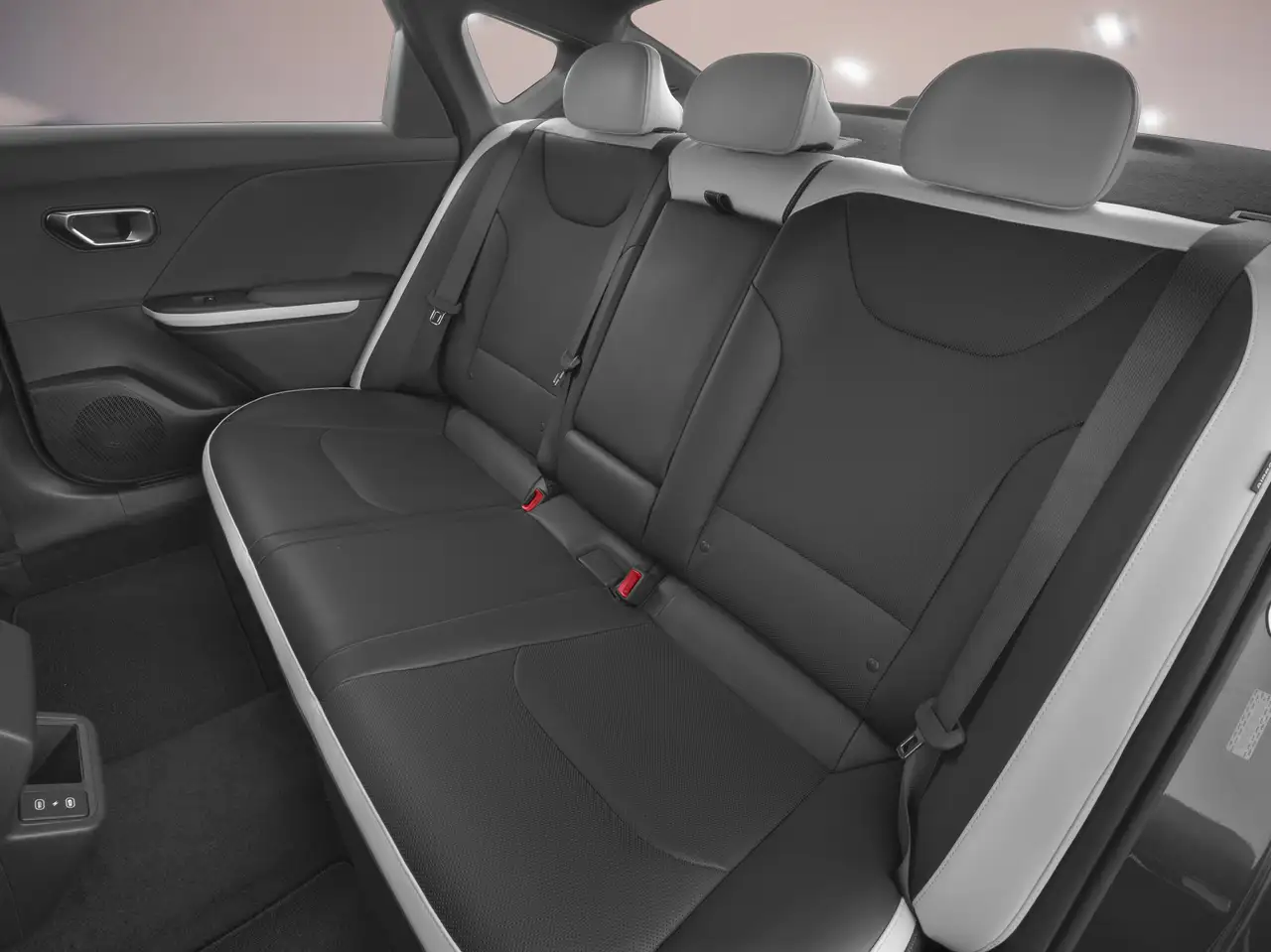 Kia K4 fotografie Kia K4