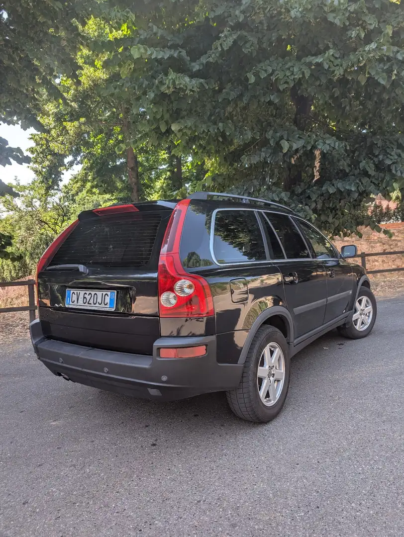 Volvo XC90 2.4 d5 Executive auto Noir - 2
