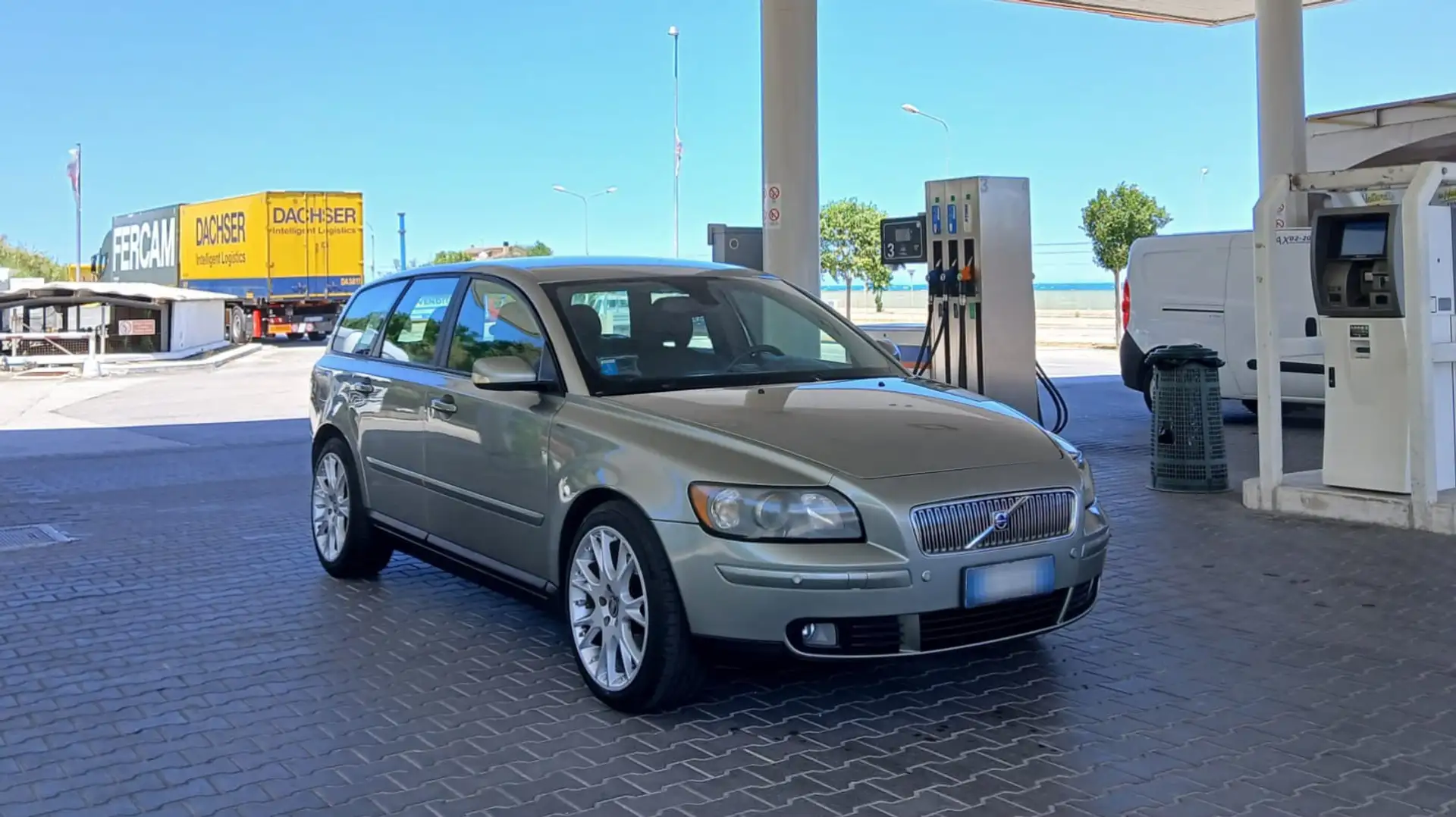 Volvo V50 2.0 Diesel Anno 2007 6 Marce (Tel 353 371 0807) Grigio - 1