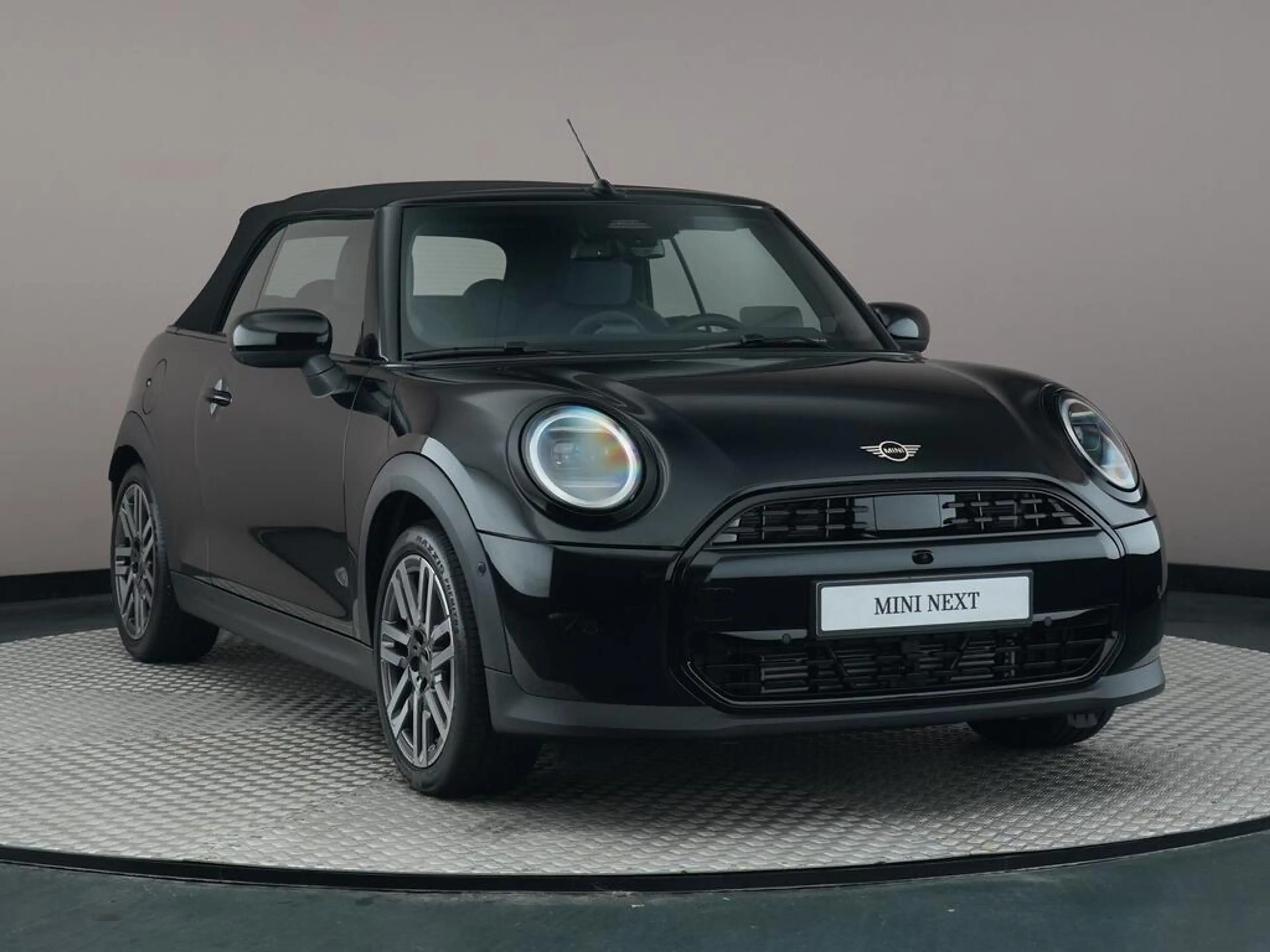 MINI Cooper C Cabrio 2.0 Classic L — photo 3