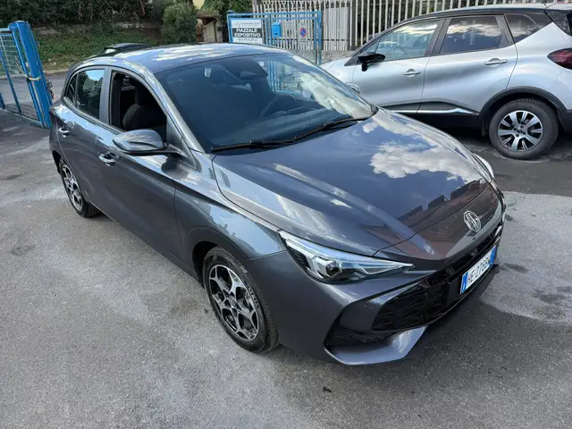 MG MG3 view 5