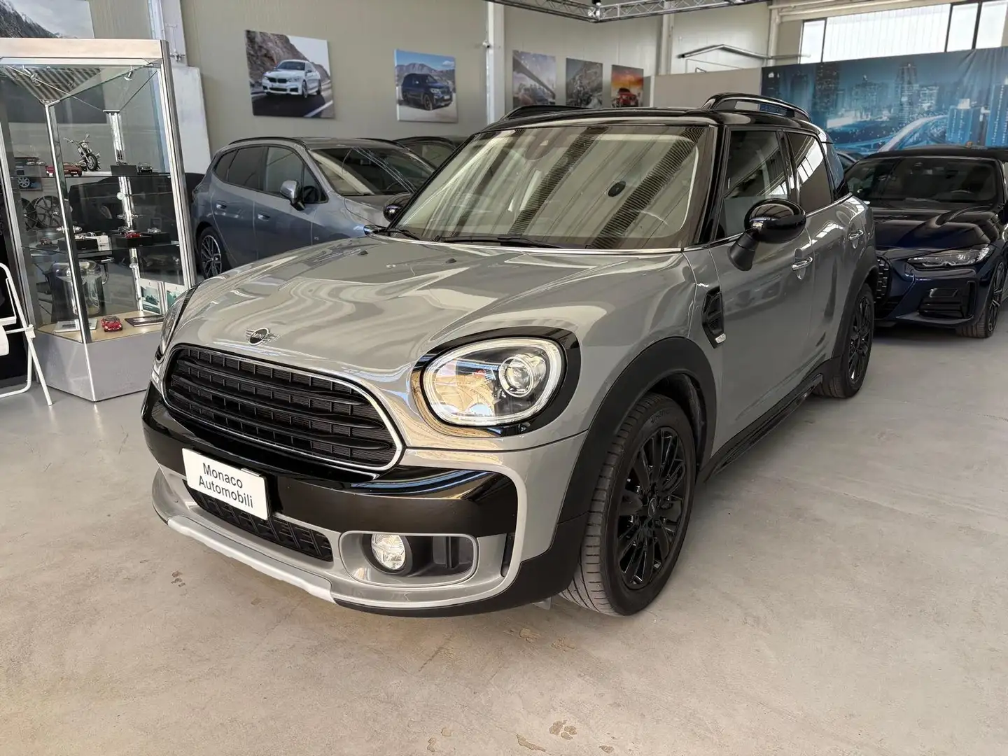 MINI Cooper D Countryman Mini Countryman 2.0 Cooper D Boost auto Grigio - 1
