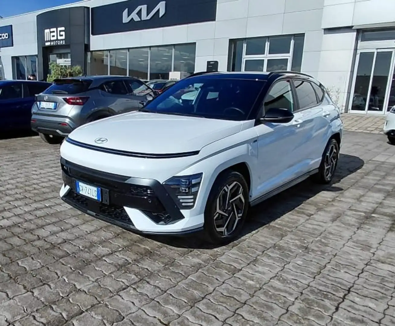 Hyundai KONA Kona 1.6 gdi hev N Line dct Weiß - 1