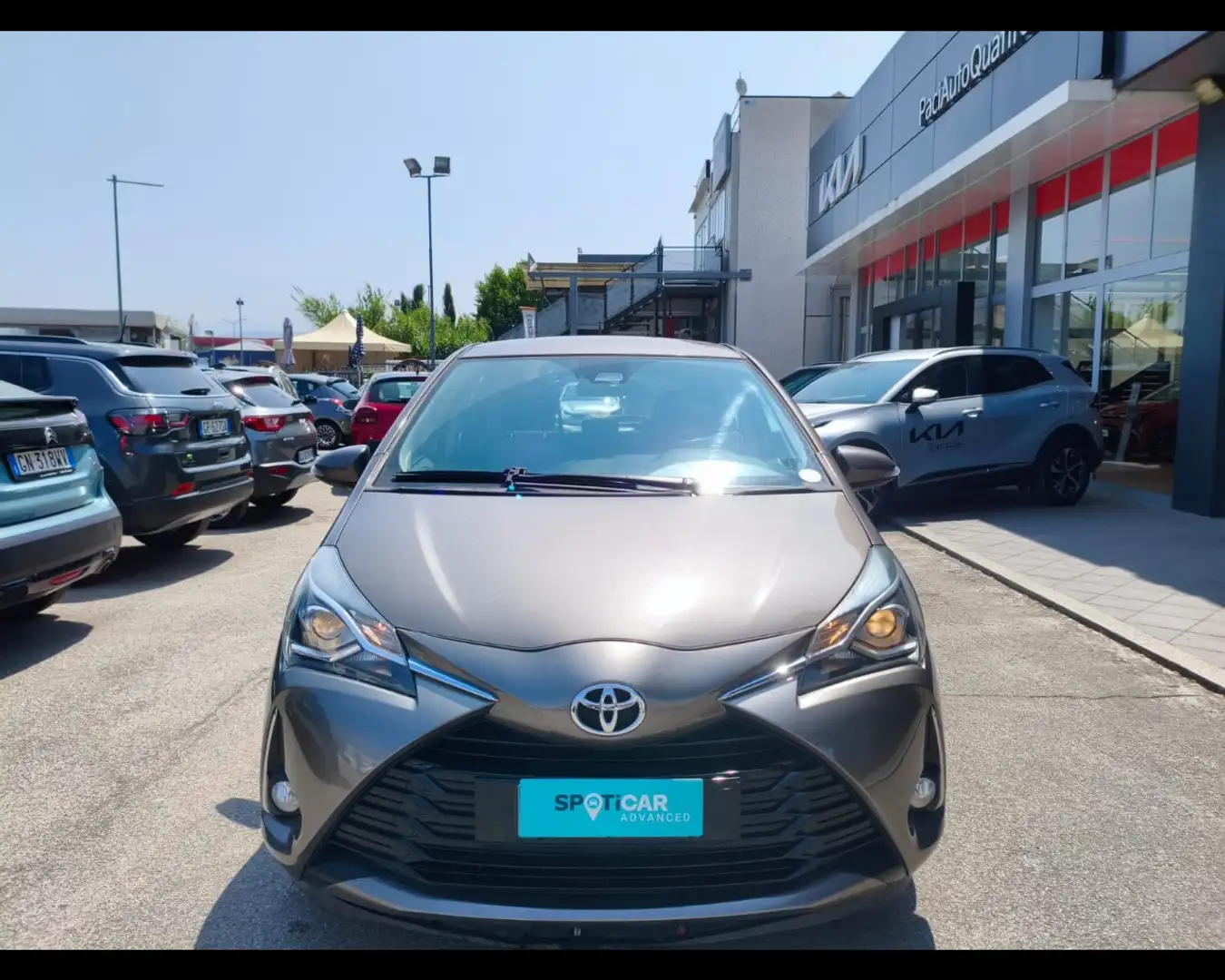 Toyota Yaris 5 Porte 1.0 VVT-i Active Grigio - 2