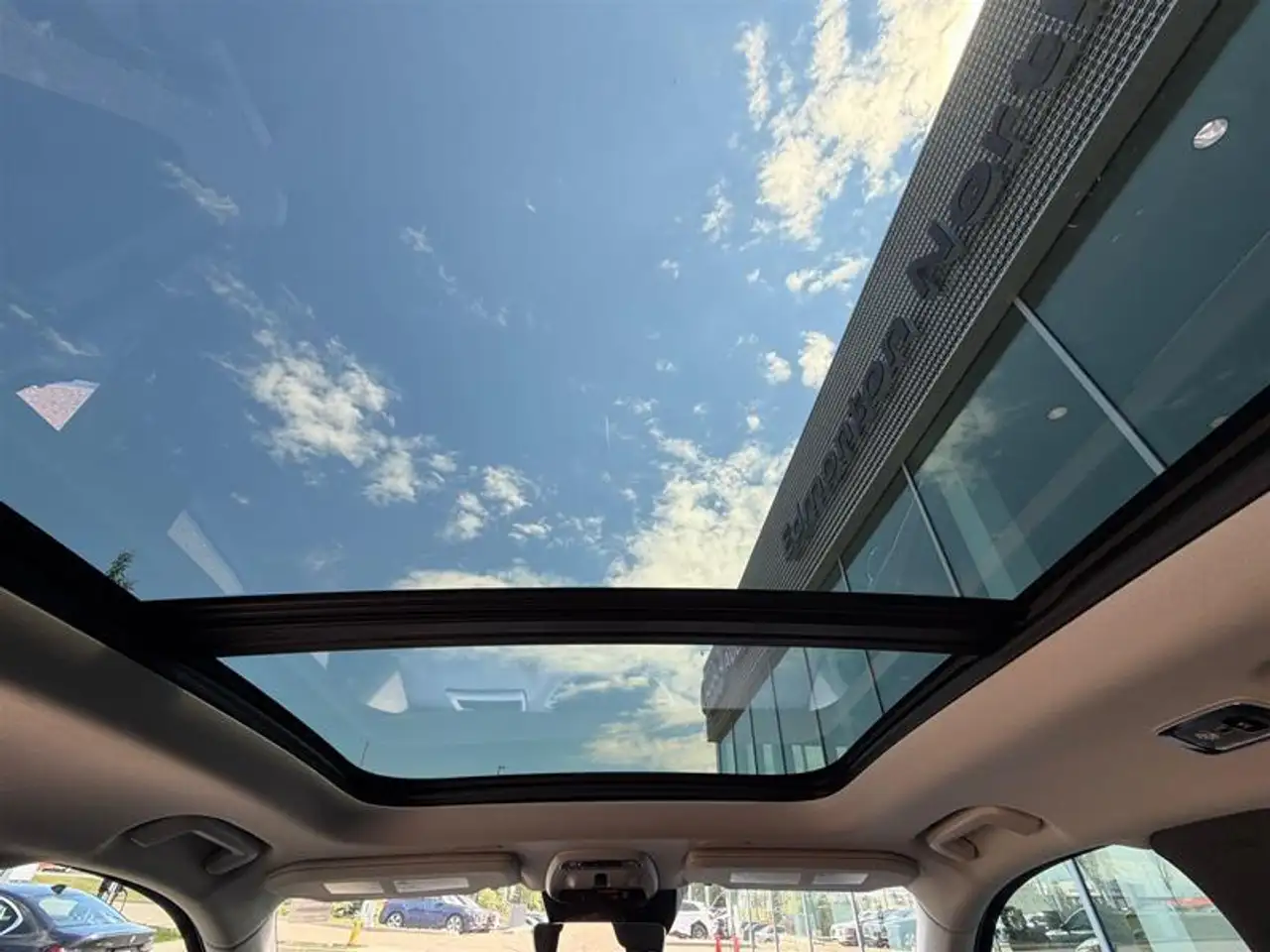 Volvo XC90 снимка Volvo XC90