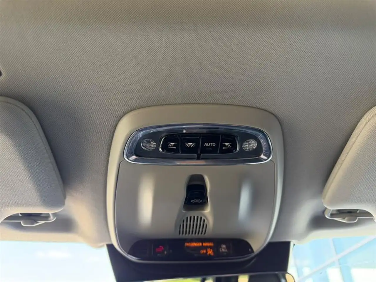 Volvo XC90 снимка Volvo XC90